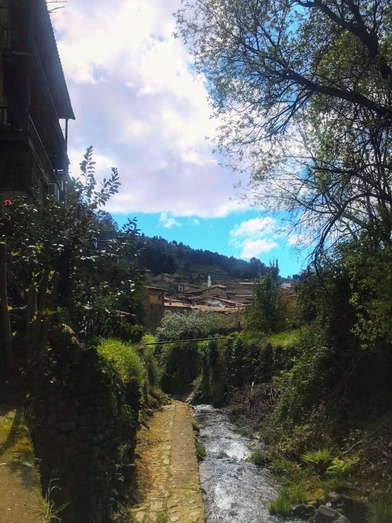 La Ruta de 3 Pueblos Más Bonitos de Sierra de Gata | Visita Guiada en Robledillo de Gata, San Martin y Trevejo 1 sierra de gata
